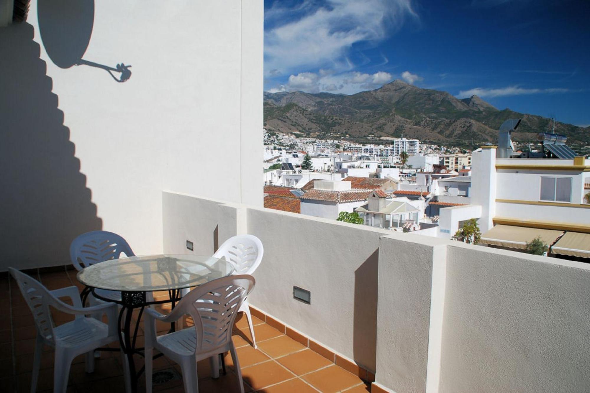 Apartamentos Plaza Nerja Exterior foto